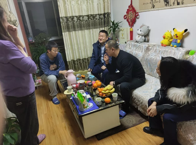 马博平台马博（中国）产业开发板块深入开展员工家访活动(图2)