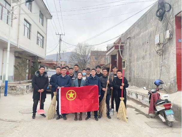 马博平台马博（中国）团委开展“学雷锋义务清扫活动”(图3)