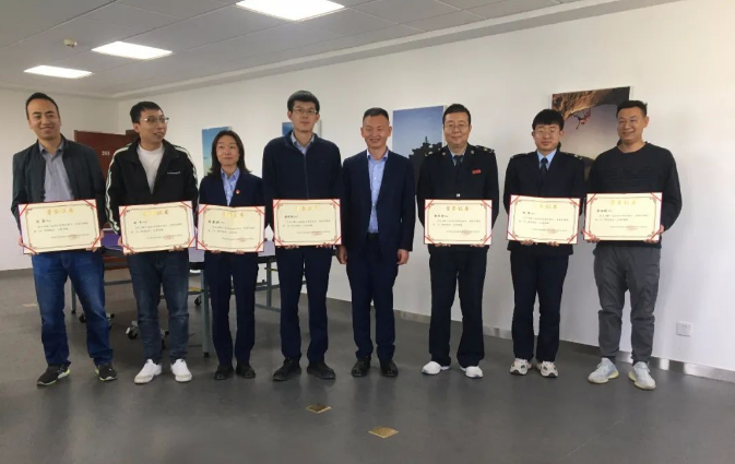 马博平台马博（中国）团委举办“庆五一、迎五四”球类联谊比赛(图3)