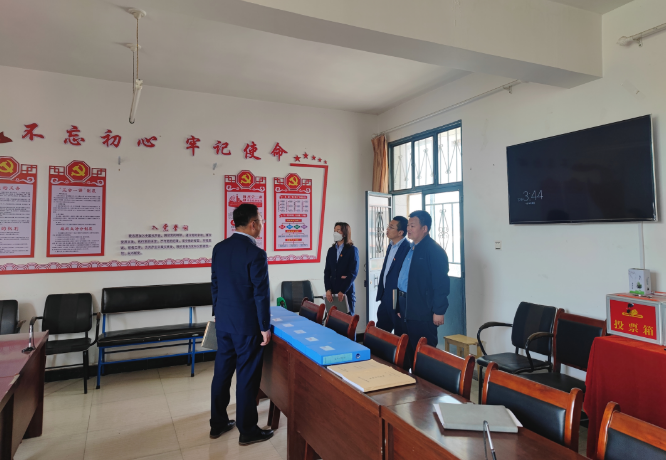 筑起安全墙 照亮乡村路——马博平台马博（中国）鼎力支持包抓共建村社文明创建工作(图9)