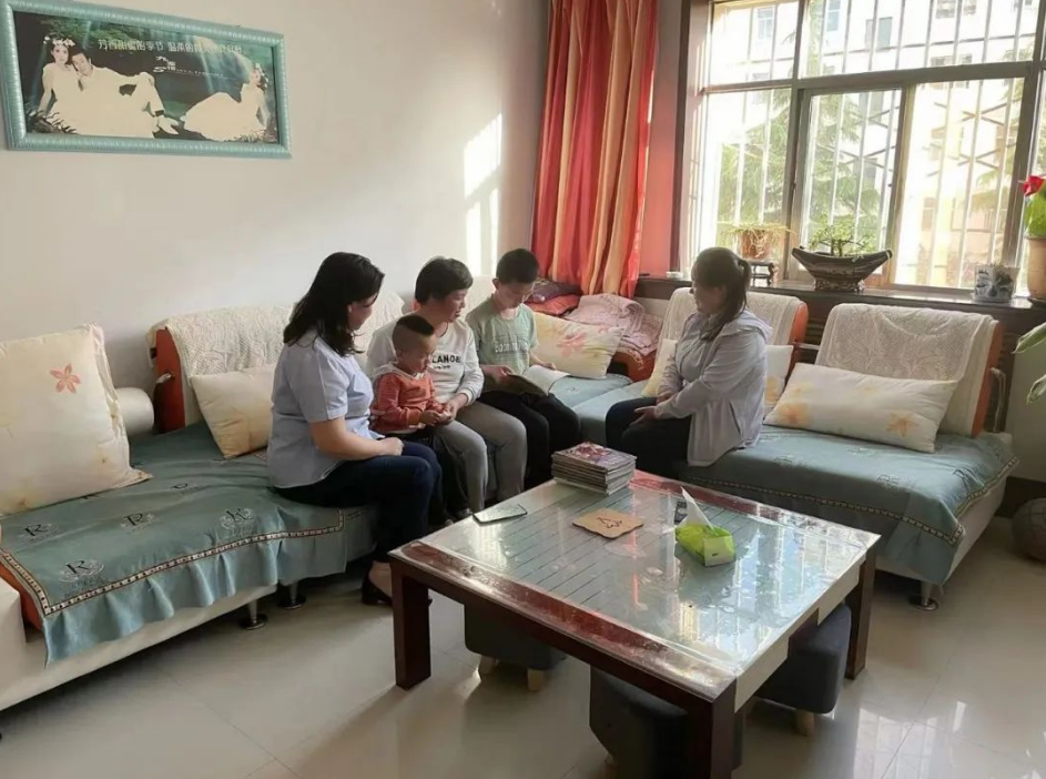 马博平台马博（中国）开展女职工未成年子女关爱活动(图2)