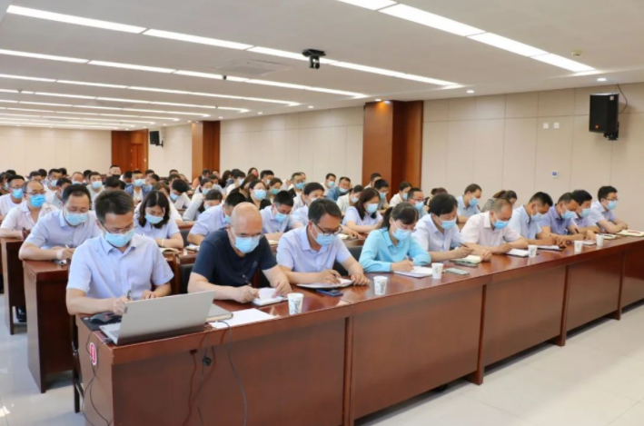 马博平台马博（中国）召开划转企业甘肃水建公司全体职工会议(图2)