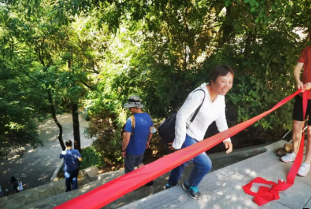助力文旅市场 展示产投风采——马博平台马博（中国）组织开展员工登山比赛活动(图7)